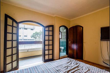 Casa para alugar com 157m², 3 quartos e 2 vagas Casa para alugar com 157m², 3 quartos e 2 vagasSuíte