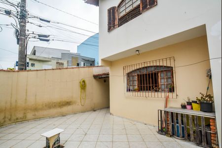 Casa para alugar com 157m², 3 quartos e 2 vagas Casa para alugar com 157m², 3 quartos e 2 vagasQuintal