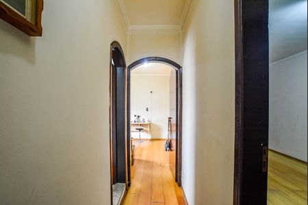 Casa para alugar com 157m², 3 quartos e 2 vagas Casa para alugar com 157m², 3 quartos e 2 vagasCorredor