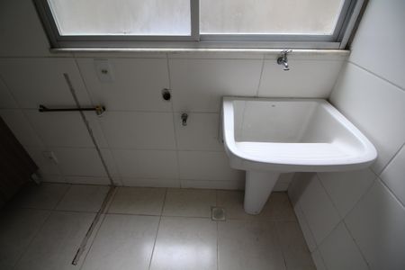 Apartamento à venda com 70m², 3 quartos e 1 vagaÁrea de Serviço