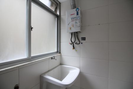 Apartamento à venda com 70m², 3 quartos e 1 vagaÁrea de Serviço