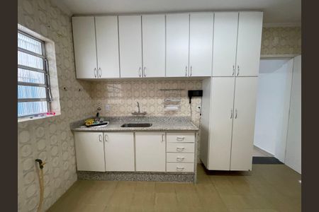 Casa à venda com 247m², 2 quartos e 2 vagasCozinha