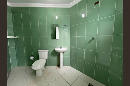 Casa à venda com 247m², 2 quartos e 2 vagasBanheiro 2