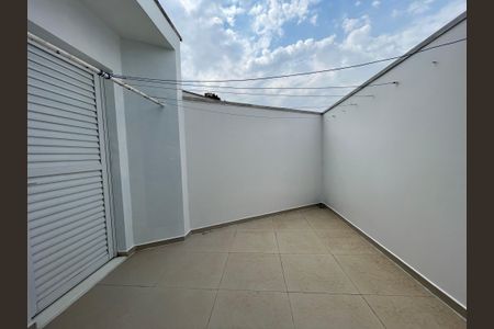 Casa à venda com 247m², 2 quartos e 2 vagasVaranda do Quarto 1
