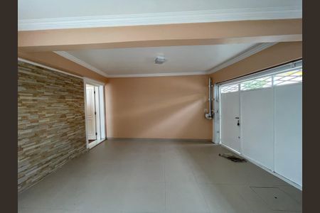 Casa à venda com 247m², 2 quartos e 2 vagasGaragem