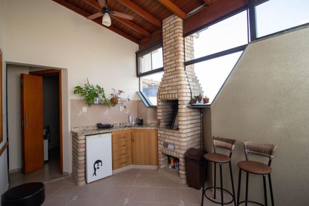 Apartamento à venda com 126m², 4 quartos e 1 vagaCobertura - Churrasqueira