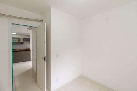 Quarto 2 de apartamento à venda com 2 quartos, 56m² em Fátima, Canoas