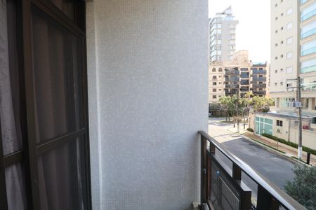 Varanda de apartamento para alugar com 2 quartos, 76m² em Balneario Cidade Atlantica, Guarujá