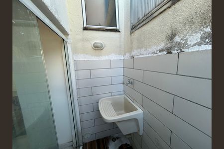 Área de Serviço de casa para alugar com 2 quartos, 50m² em Vila Valqueire, Rio de Janeiro
