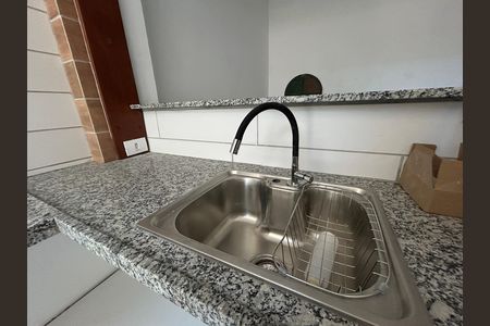 Cozinha - Torneira de casa para alugar com 2 quartos, 50m² em Vila Valqueire, Rio de Janeiro