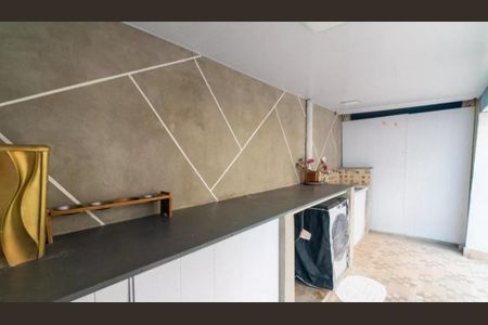 Casa à venda com 300m², 5 quartos e 2 vagas Casa à venda com 300m², 5 quartos e 2 vagasFoto 18