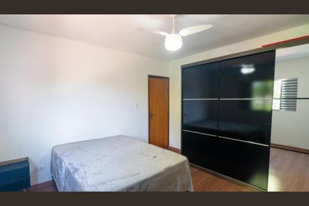 Casa à venda com 300m², 5 quartos e 2 vagas Casa à venda com 300m², 5 quartos e 2 vagasFoto 55