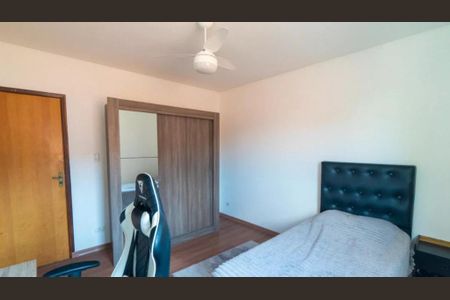 Casa à venda com 300m², 5 quartos e 2 vagas Casa à venda com 300m², 5 quartos e 2 vagasFoto 42