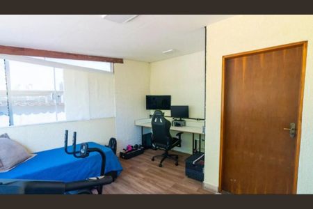 Casa à venda com 300m², 5 quartos e 2 vagas Casa à venda com 300m², 5 quartos e 2 vagasFoto 09