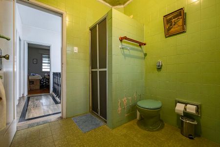 Casa à venda com 216m², 3 quartos e 1 vagaBanheiro Social