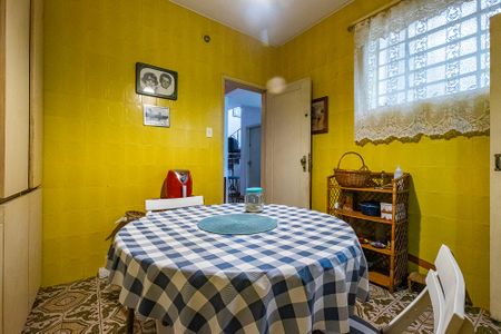 Casa à venda com 216m², 3 quartos e 1 vagaCopa