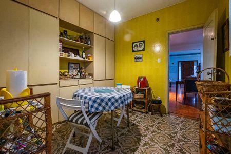 Casa à venda com 216m², 3 quartos e 1 vagaCopa