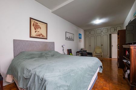 Casa à venda com 216m², 3 quartos e 1 vagaSuíte