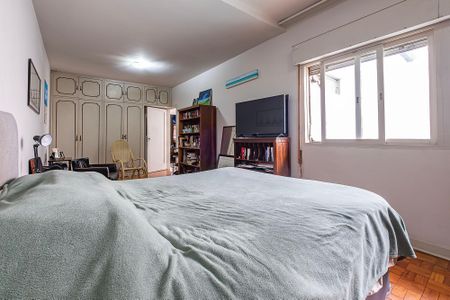 Casa à venda com 216m², 3 quartos e 1 vagaSuíte