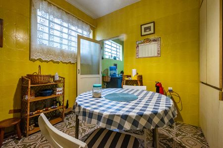 Casa à venda com 216m², 3 quartos e 1 vagaCopa