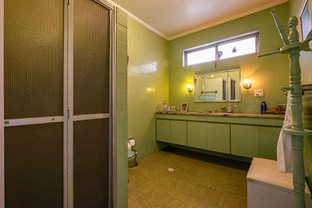 Casa à venda com 216m², 3 quartos e 1 vagaBanheiro Social