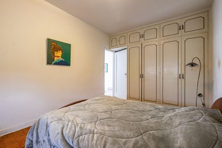 Casa à venda com 216m², 3 quartos e 1 vagaQuarto