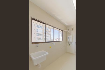 Apartamento à venda com 220m², 4 quartos e 3 vagas Apartamento à venda com 220m², 4 quartos e 3 vagasÁrea de Serviço