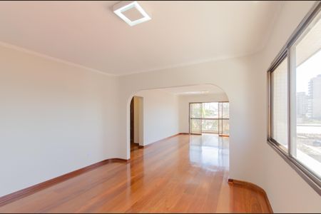 Apartamento à venda com 220m², 4 quartos e 3 vagas Apartamento à venda com 220m², 4 quartos e 3 vagasSala