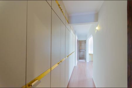 Apartamento à venda com 220m², 4 quartos e 3 vagas Apartamento à venda com 220m², 4 quartos e 3 vagasSuíte 1