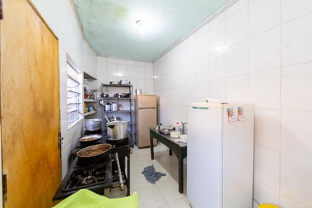 Casa à venda com 100m², 3 quartos e 10 vagas Casa à venda com 100m², 3 quartos e 10 vagasCozinha