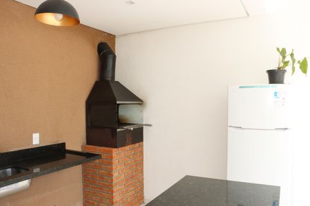 Apartamento para alugar com 44m², 2 quartos e 1 vagaÁrea comum - Churrasqueira