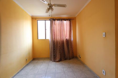 Sala de apartamento para alugar com 2 quartos, 52m² em Cidade Satelite Santa Barbara, São Paulo