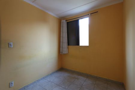 Quarto 2 de apartamento para alugar com 2 quartos, 52m² em Cidade Satelite Santa Barbara, São Paulo