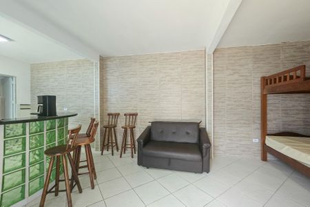 Casa para alugar com 720m², 7 quartos e 4 vagas Casa para alugar com 720m², 7 quartos e 4 vagasSala da Edícula