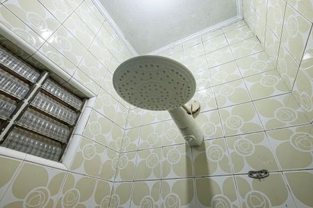 Casa para alugar com 210m², 4 quartos e 8 vagas Casa para alugar com 210m², 4 quartos e 8 vagasBanheiro Social 1