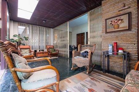 Sala de casa para alugar com 4 quartos, 210m² em Vila Madalena, São Paulo