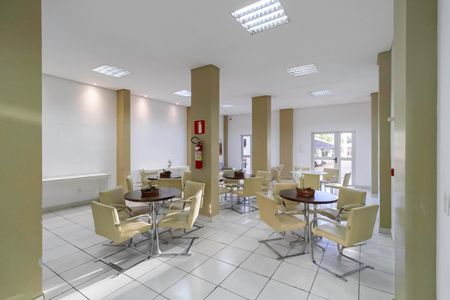 Apartamento à venda com 57m², 2 quartos e 1 vaga Apartamento à venda com 57m², 2 quartos e 1 vagaÁrea comum - Salão de festas