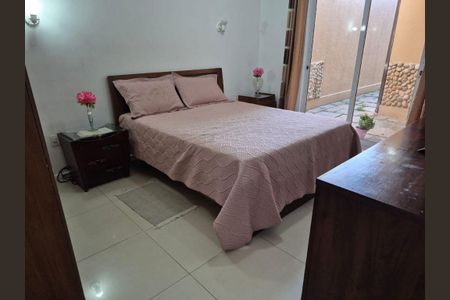 Casa à venda com 3 quartos, 515m² em Itaipu, Niterói