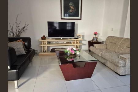 Casa à venda com 3 quartos, 515m² em Itaipu, Niterói