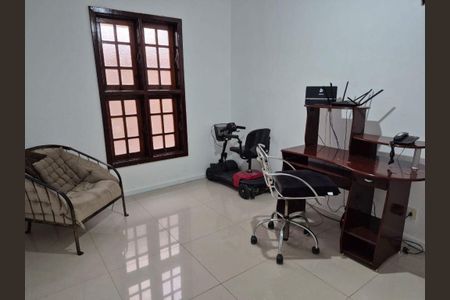 Casa à venda com 3 quartos, 515m² em Itaipu, Niterói