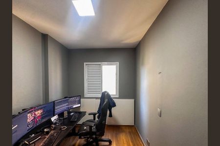 Apartamento à venda com 2 quartos, 82m² em Alphaville Industrial, Barueri
