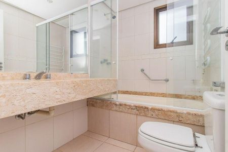 Apartamento à venda com 2 quartos, 107m² em Bela Vista, Porto Alegre