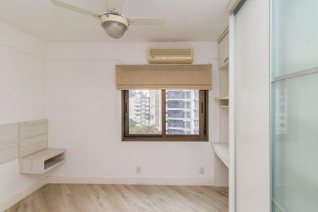 Apartamento à venda com 2 quartos, 107m² em Bela Vista, Porto Alegre