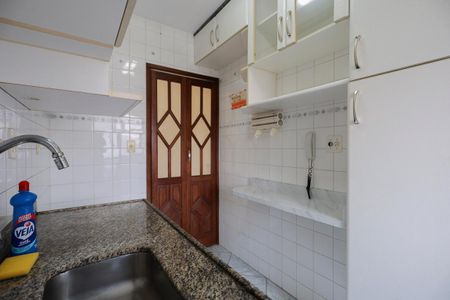 Apartamento à venda com 48m², 2 quartos e 1 vaga Apartamento à venda com 48m², 2 quartos e 1 vagaCozinha