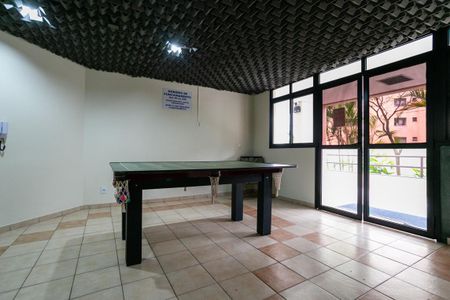 Apartamento à venda com 48m², 2 quartos e 1 vaga Apartamento à venda com 48m², 2 quartos e 1 vagaÁrea comum - Salão de jogos