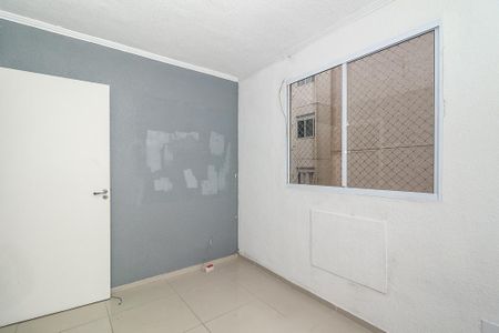 Quarto 1 de apartamento para alugar com 2 quartos, 44m² em Mário Quintana, Porto Alegre