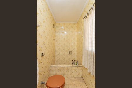 Casa à venda com 314m², 4 quartos e 3 vagasBanheiro 2