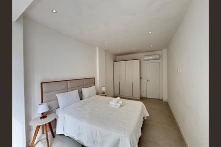 Apartamento à venda com 152m², 4 quartos e sem vagaQuarto 1
