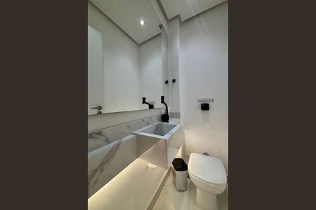 Apartamento à venda com 152m², 4 quartos e sem vagaLavabo