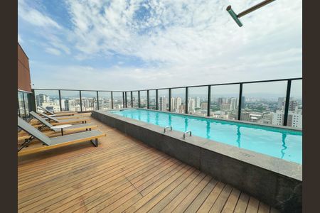 Studio para alugar com 27m², 1 quarto e sem vaga Studio para alugar com 27m², 1 quarto e sem vagaPiscina